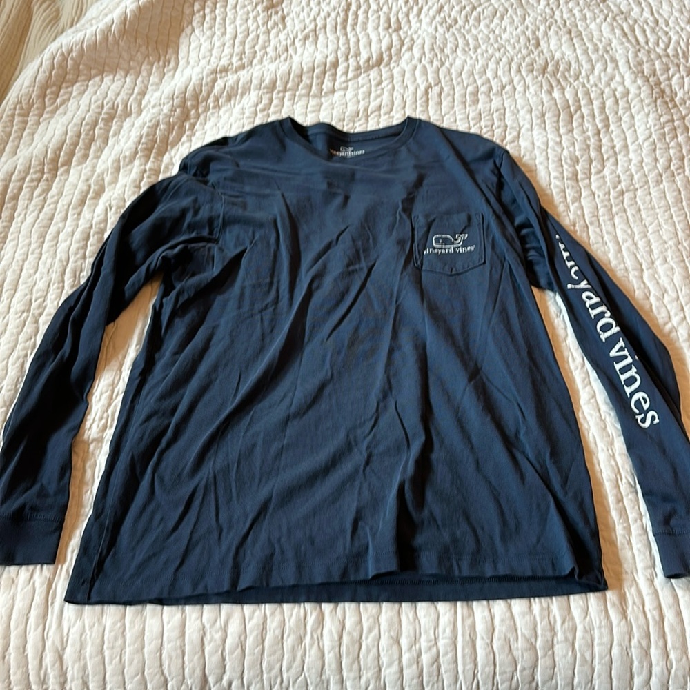 Vineyard vines long sleeve whale shirt